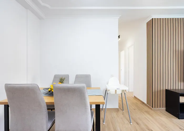 Home2book Beachside Cristianos & Pool * ロスクリスティアーノス