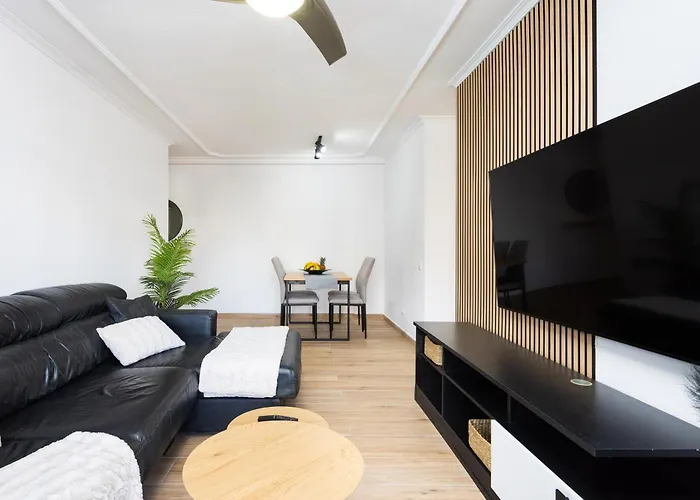 Home2book Beachside Cristianos & Pool アパート *