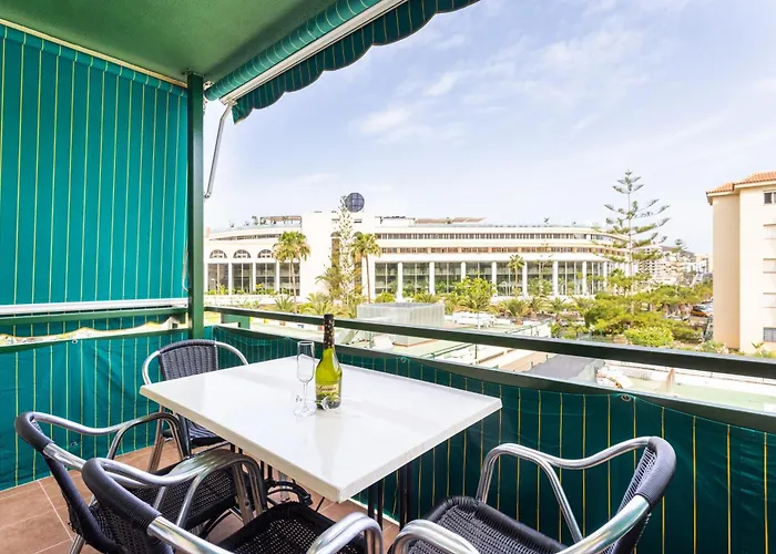 アパート Home2book Beachside Cristianos & Pool